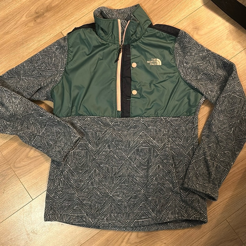 North Face quarter zip